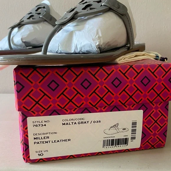 Tory Burch Patent Malta Gray Leather Sandal - Picture 2 of 9